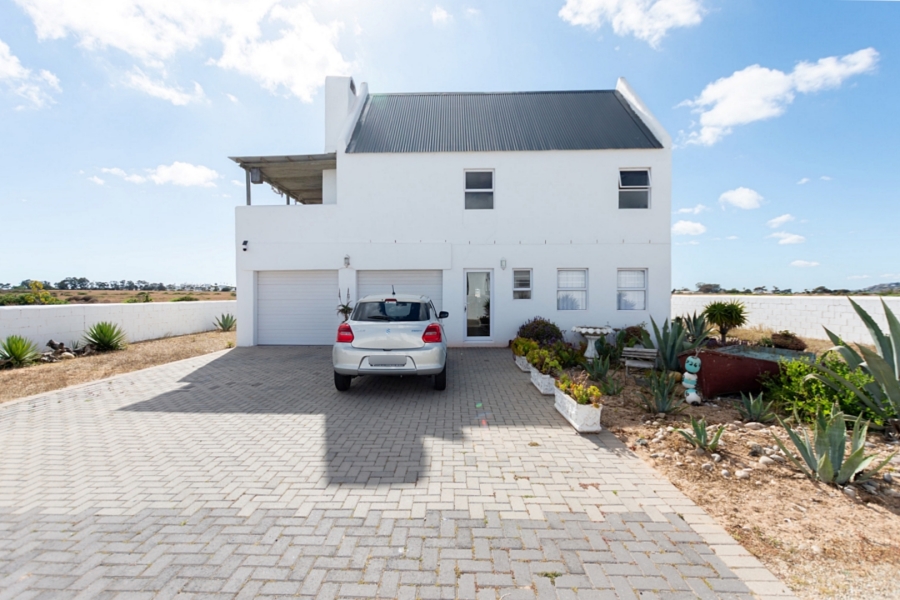 3 Bedroom Property for Sale in Lampiesbaai Western Cape